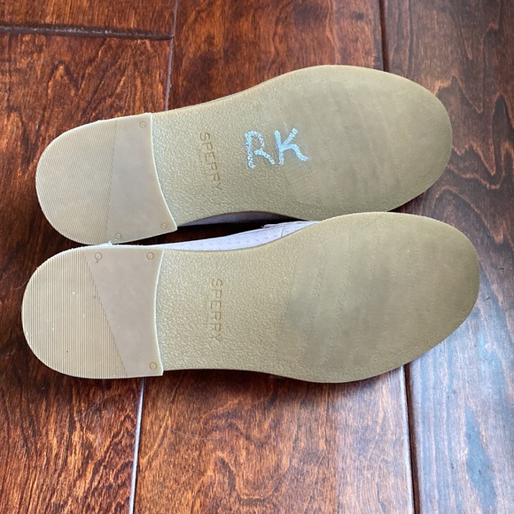 SPERRY Sea-port Penny Loafer In Textured Lavender, Size 6.5. - Picture 5 of 8